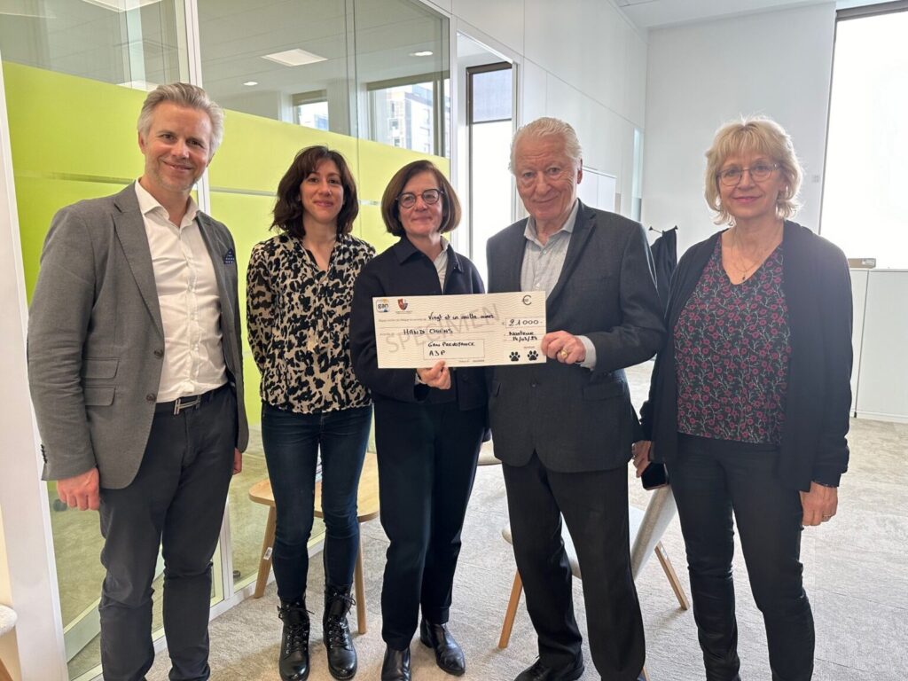 Handichien Remise du cheque le 14 mars 2024 1536x1152